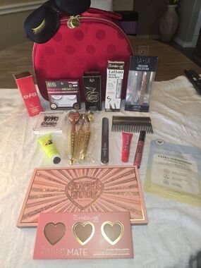 Huge Beauty & Skincare Bundle Lot KVD ONE/SIZE Estee Lauder Train Case ~ $240 MS